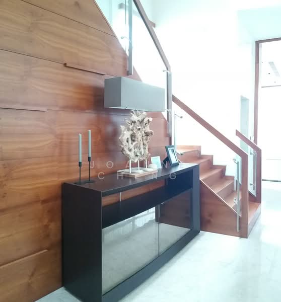 Modern Bungalow Toh Heights w lift.Swimming Pool.独栋别墅 花园泳池私人电梯 地下停车位, Toh Heights, 6 Bedrooms, 7,670 sqft, Detached House For Sale, by Joanne Cheng, 19704843 - PropertyGuru.com.sg