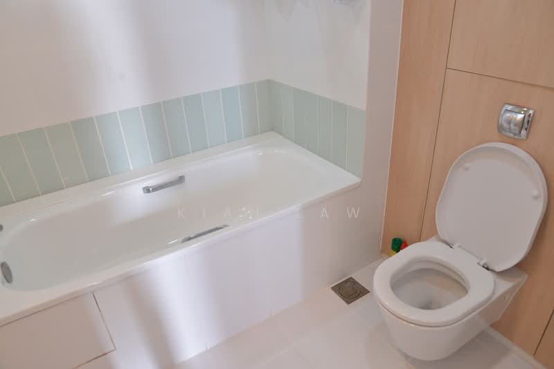 The Sail @ Marina Bay, 2 Marina Boulevard, 2 Bedrooms, 861 sqft, Condominium For Sale, by Kian Law, 19705425 - PropertyGuru.com.sg