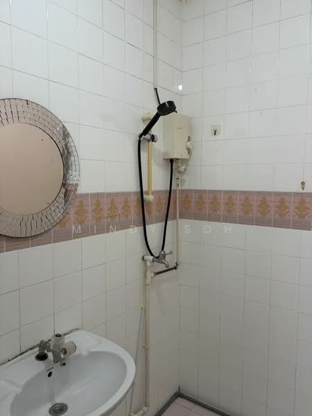 For Rent - 493A Tampines Avenue 9