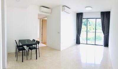 For Rent - Skies Miltonia