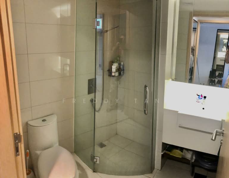 Eight Riversuites, 2 Whampoa East, 2 Bedrooms, 700 sqft, Condominium For Rent, by Freddy Tan, 19725067 - PropertyGuru.com.sg
