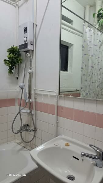 Cavenagh Gardens, 71 Cavenagh Road, Room Rental, 120 sqft, Apartment For Rent, by Shirley Tio, 19725426 - PropertyGuru.com.sg