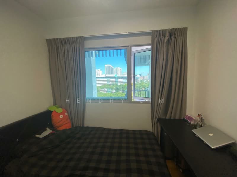 Eight Riversuites, 6 Whampoa East, 2 Bedrooms, 700 sqft, Condominium For Rent, by Hendry Lim, 19752539 - PropertyGuru.com.sg
