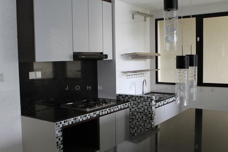 Simei Green Condominium, 5 Simei Street 4, 3 Bedrooms, 969 sqft, Condominium For Rent, by John Choo, 19759310 - Kitchen - PropertyGuru.com.sg