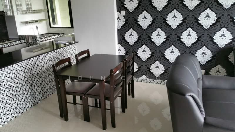 Simei Green Condominium, 5 Simei Street 4, 3 Bedrooms, 969 sqft, Condominium For Rent, by John Choo, 19759310 - Dining - PropertyGuru.com.sg