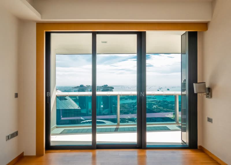 Marina Bay Suites, 3 Central Boulevard, 4 Bedrooms, 2,045 sqft, Apartment For Rent, by Betty Chandra, 19767384 - Master bedroom  - PropertyGuru.com.sg