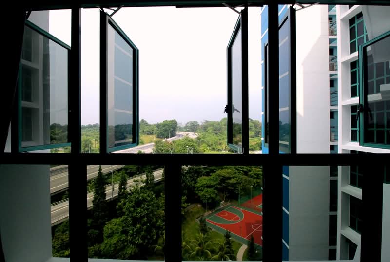 479 Segar Road, 479 Segar Road, 3 Bedrooms, 1,184 sqft, HDB Flat For Rent, by Evyn Xu, 19780660 - View from the living room window - PropertyGuru.com.sg