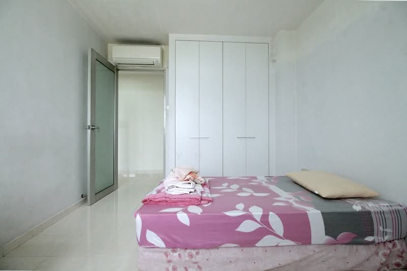 479 Segar Road, 479 Segar Road, 3 Bedrooms, 1,184 sqft, HDB Flat For Rent, by Evyn Xu, 19780660 - Common Room 1 - PropertyGuru.com.sg