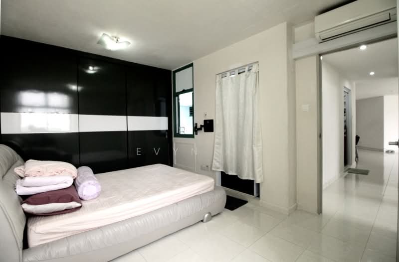 479 Segar Road, 479 Segar Road, 3 Bedrooms, 1,184 sqft, HDB Flat For Rent, by Evyn Xu, 19780660 - Master Room - PropertyGuru.com.sg