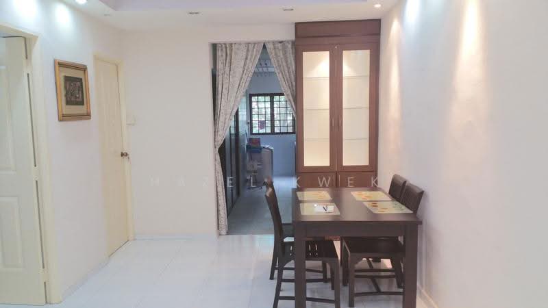 104 Bukit Purmei Road, 104 Bukit Purmei Road, Harbourfront / Telok Blangah, 2 Bedrooms, 800 sqft, HDB Flat For Rent, by Hazel Kwek, 19782998 - Living/Dining Area - PropertyGuru.com.sg