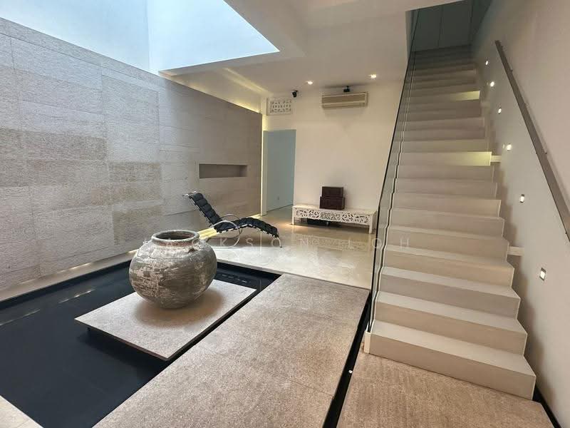 Conserved terrace house with pool and lift, Cairnhill Road, Orchard / River Valley, 4 Bedrooms, 6,329 sqft, Conservation House For Rent, by Jackson Loh, 19783605 - PropertyGuru.com.sg