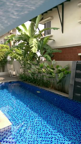 Chartwell Drive, Serangoon Garden Estate, 6 Bedrooms, 5,200 sqft, Semi-Detached House For Rent, by Florence Loh, 19787751 - pool - PropertyGuru.com.sg