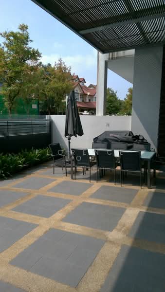 Chartwell Drive, Serangoon Garden Estate, 6 Bedrooms, 5,200 sqft, Semi-Detached House For Rent, by Florence Loh, 19787751 - outdoor patio - PropertyGuru.com.sg