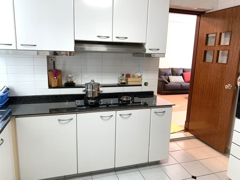 Springdale Condo, 47 Hindhede Walk, 2 Bedrooms, 1,000 sqft, Condominium For Rent, by Joyce Kuah, 19789633 - PropertyGuru.com.sg