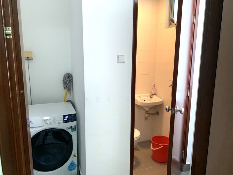 Springdale Condo, 47 Hindhede Walk, 2 Bedrooms, 1,000 sqft, Condominium For Rent, by Joyce Kuah, 19789633 - PropertyGuru.com.sg