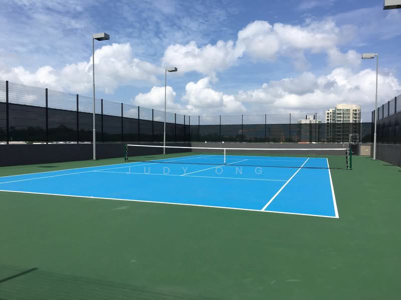Robin Residences, 5 Robin Drive, 2 Bedrooms, 850 sqft, Condominium For Rent, by Judy Ong, 19796340 - Rooftop Tennis court - PropertyGuru.com.sg