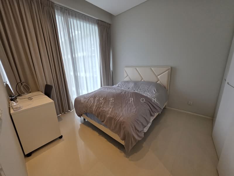 Scotts Square, 6 Scotts Road, 1 Bedroom, 624 sqft, Apartment For Rent, by Reiss Poh, 19797502 - PropertyGuru.com.sg