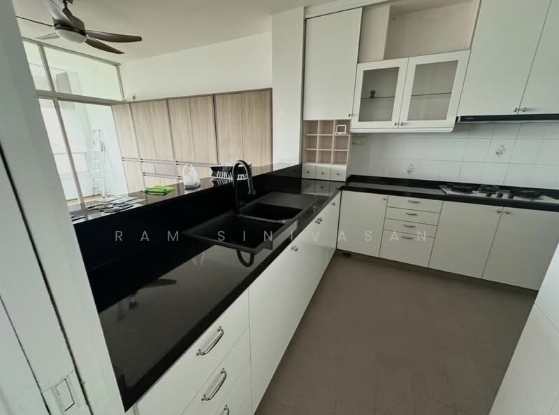 Ridgewood Condominium, 3 Ridgewood Close, 3 Bedrooms, 1,614 sqft, Condominium For Rent, by Ram Sinivasan, 19797972 - PropertyGuru.com.sg