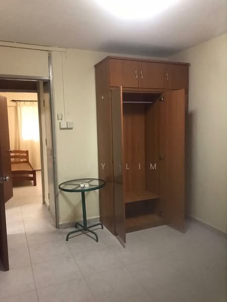 322 Hougang Avenue 5, 322 Hougang Avenue 5, 2 Bedrooms, 721 sqft, HDB Flat For Rent, by Lily Lim, 19800108 - PropertyGuru.com.sg