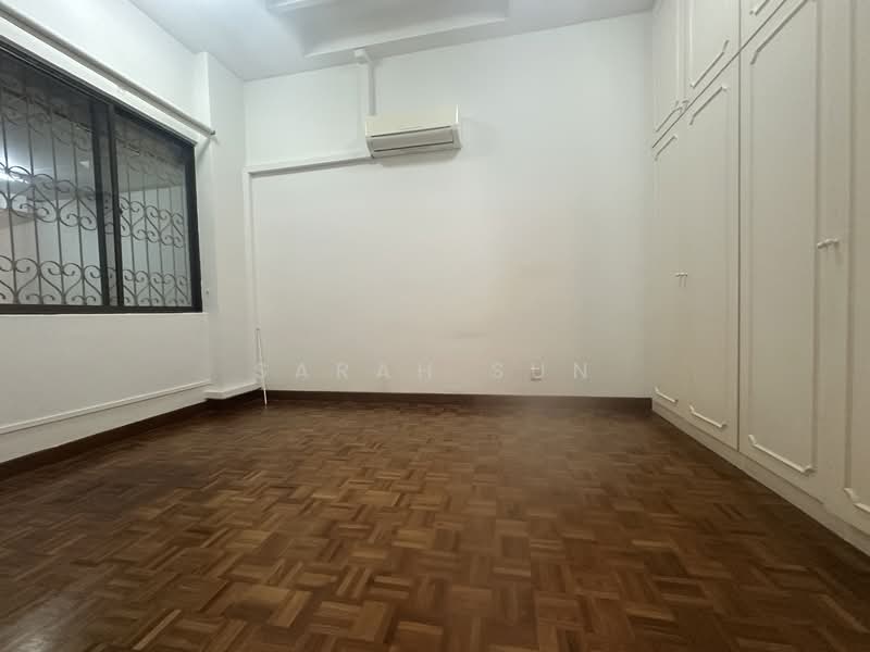 Crowhurst Drive, Crowhurst Drive, 3 Bedrooms, 3,000 sqft, Semi-Detached House For Rent, by Sarah Sun, 19802739 - PropertyGuru.com.sg