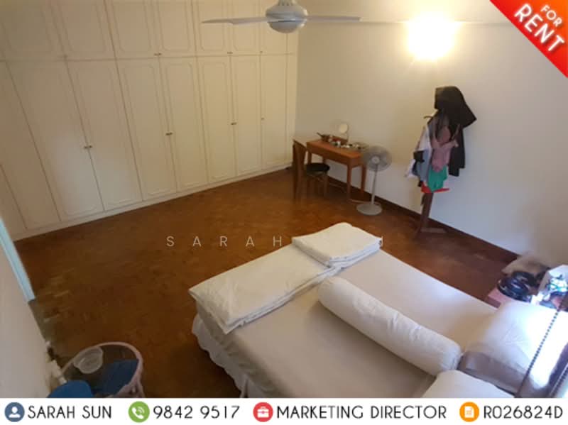 Crowhurst Drive, Crowhurst Drive, 3 Bedrooms, 3,000 sqft, Semi-Detached House For Rent, by Sarah Sun, 19802739 - Bedrm 1 - Master w/ ensuite Bath - PropertyGuru.com.sg