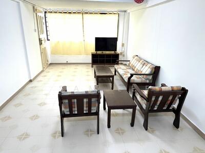 For Rent - 925 Tampines Street 91