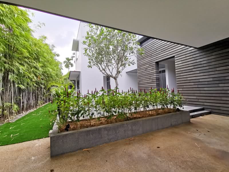 MARYLAND DRIVE GCB GOOD CLASS BUNGALOW, Maryland Drive, Tanglin / Holland / Bukit Timah, 6 Bedrooms, 13,000 sqft, Good Class Bungalow For Rent, by Debbie Kate Loo 鲁美娟, 19817654 - PropertyGuru.com.sg