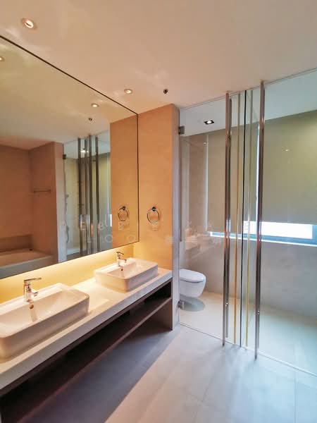 MARYLAND DRIVE GCB GOOD CLASS BUNGALOW, Maryland Drive, Tanglin / Holland / Bukit Timah, 6 Bedrooms, 13,000 sqft, Good Class Bungalow For Rent, by Debbie Kate Loo 鲁美娟, 19817654 - PropertyGuru.com.sg