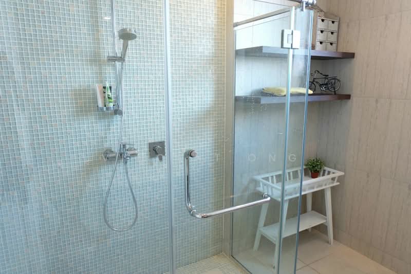 Pebble Bay, 130 Tanjong Rhu Road, 3 Bedrooms, 1,894 sqft, Condominium For Rent, by Vincent Ong, 19819416 - Renovated Bathroom - PropertyGuru.com.sg