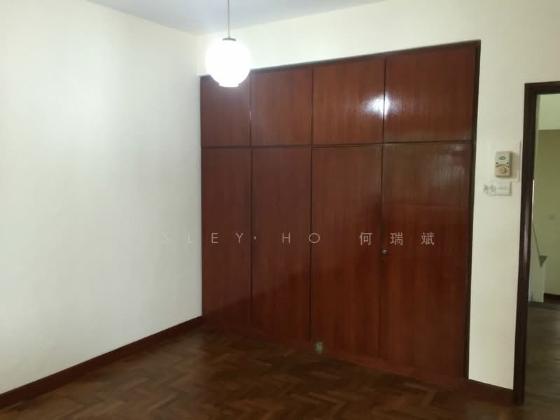 Semi-D@Faber Drive, Faber Drive, 6 Bedrooms, 4,500 sqft, Semi-Detached House For Rent, by Wesley Ho 何瑞斌, 19819746 - Common Bedrooms - PropertyGuru.com.sg