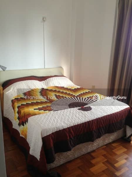 Good size bedroom