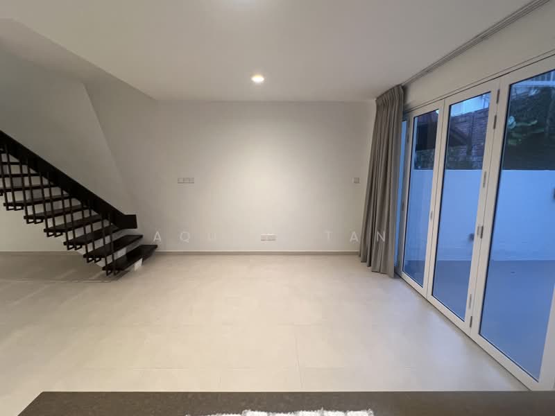 2 Storey Semi-D @ Cheng Soon Garden, Kismis Avenue, 4 Bedrooms, 5,500 sqft, Semi-Detached House For Rent, by Aquila Tan, 19832510 - PropertyGuru.com.sg