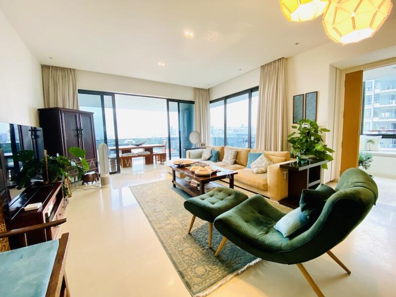 Trilight, 9 Newton Road, 3 Bedrooms, 2,100 sqft, Condominium For Rent, by Paew Parichart Vongvitavat, 19834840 - PropertyGuru.com.sg