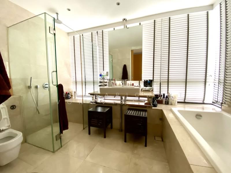 Trilight, 9 Newton Road, 3 Bedrooms, 2,100 sqft, Condominium For Rent, by Paew Parichart Vongvitavat, 19834840 - PropertyGuru.com.sg