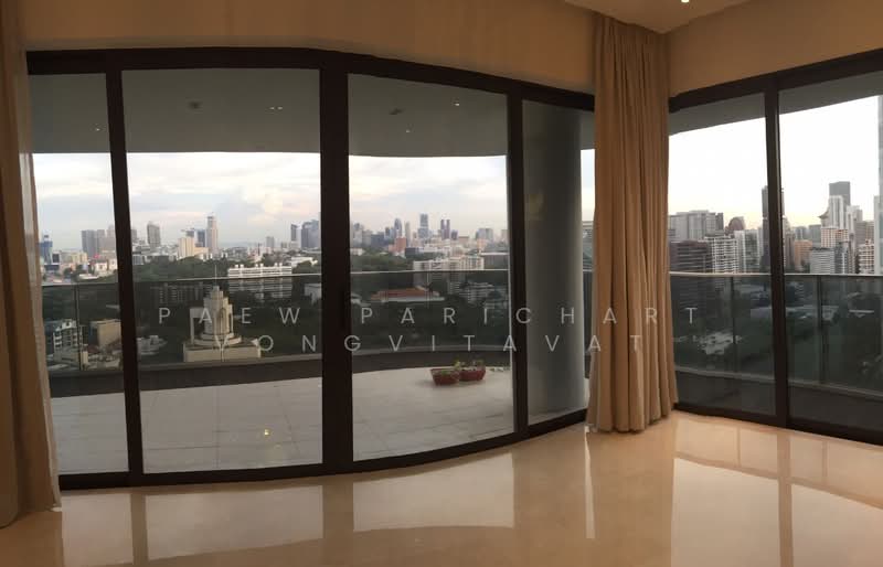 Trilight, 9 Newton Road, 3 Bedrooms, 2,100 sqft, Condominium For Rent, by Paew Parichart Vongvitavat, 19834840 - PropertyGuru.com.sg