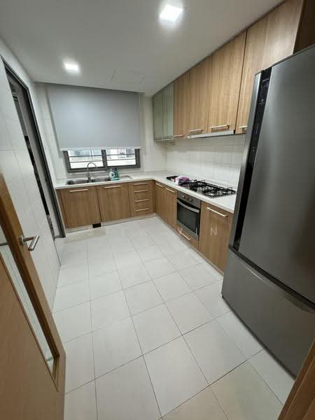 The Waterina, 73 Lorong 40 Geylang, Eunos / Geylang / Paya Lebar, 3 Bedrooms, 1,290 sqft, Apartment For Sale, by Siew Yin Low, 19837791 - Spacious Kitchen with built-in oven - PropertyGuru.com.sg