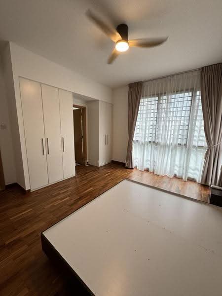 The Waterina, 73 Lorong 40 Geylang, Eunos / Geylang / Paya Lebar, 3 Bedrooms, 1,290 sqft, Apartment For Sale, by Siew Yin Low, 19837791 - Master Bedroom - PropertyGuru.com.sg