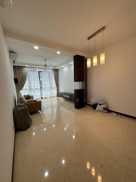 The Waterina, 73 Lorong 40 Geylang, Eunos / Geylang / Paya Lebar, 3 Bedrooms, 1,290 sqft, Apartment For Sale, by Siew Yin Low, 19837791 - Spacious Living & Dining Space - PropertyGuru.com.sg