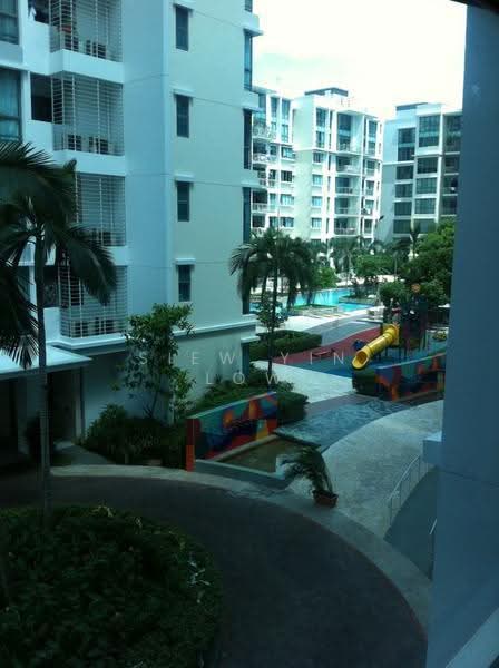 The Waterina, 73 Lorong 40 Geylang, Eunos / Geylang / Paya Lebar, 3 Bedrooms, 1,290 sqft, Apartment For Sale, by Siew Yin Low, 19837791 - View from Living area (playground - PropertyGuru.com.sg