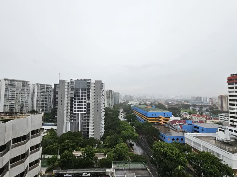 Moda, 42 East Coast Road, 2 Bedrooms, 646 sqft, Apartment For Rent, by Darren Png, 19837906 - PropertyGuru.com.sg