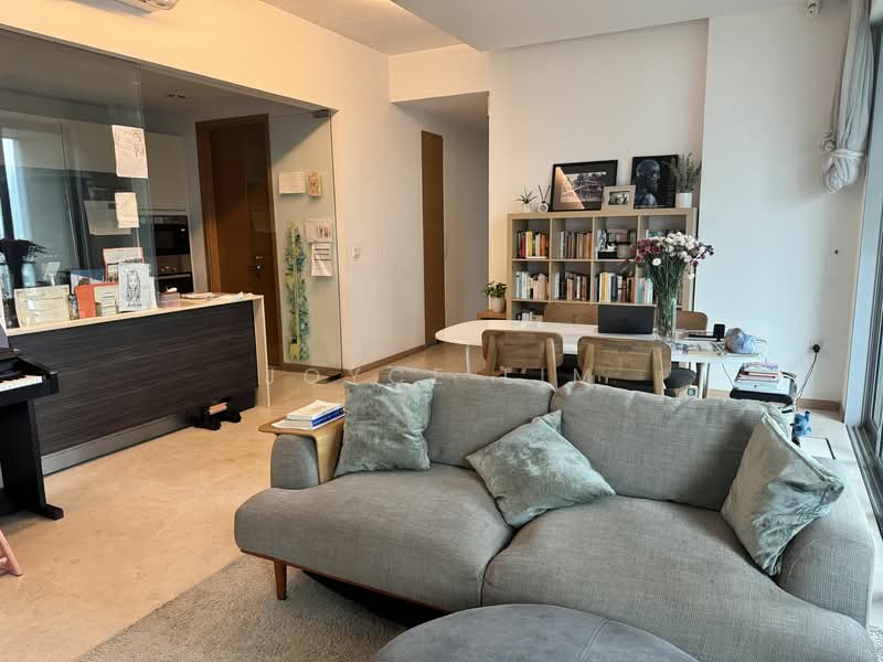 Martin Place Residences, 6 Martin Place, 3 Bedrooms, 1,421 sqft, Condominium For Rent, by Joyce Lim, 19838038 - Living Dining area - PropertyGuru.com.sg