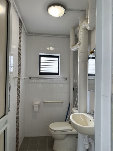 319 Woodlands Street 31, 319 Woodlands Street 31, 2 Bedrooms, 775 sqft, HDB Flat For Rent, by Josephine Lim, 19844332 - PropertyGuru.com.sg