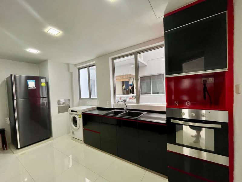 The Bayshore, 34 Bayshore Road, 2 Bedrooms, 1,012 sqft, Condominium For Rent, by Tan Siew Foong, 19853176 - PropertyGuru.com.sg