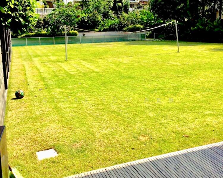 豪华时代优质洋房出租请与卢小姐联系 +6594686782. WeChat: Clareloh Modern GCB at Maryland Drive for Rent S$80,000, 8.9533345 Maryland Drive GCB with big garden, Tanglin / Holland / Bukit Timah, 6 Bedrooms, 26,000 sqft, Good Class Bungalow For Rent, by Clare Loh 卢煜婕, 19877684 - PropertyGuru.com.sg
