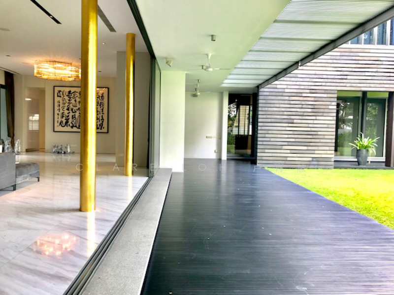 豪华时代优质洋房出租请与卢小姐联系 +6594686782. WeChat: Clareloh Modern GCB at Maryland Drive for Rent S$80,000, 8.9533345 Maryland Drive GCB with big garden, Tanglin / Holland / Bukit Timah, 6 Bedrooms, 26,000 sqft, Good Class Bungalow For Rent, by Clare Loh 卢煜婕, 19877684 - PropertyGuru.com.sg
