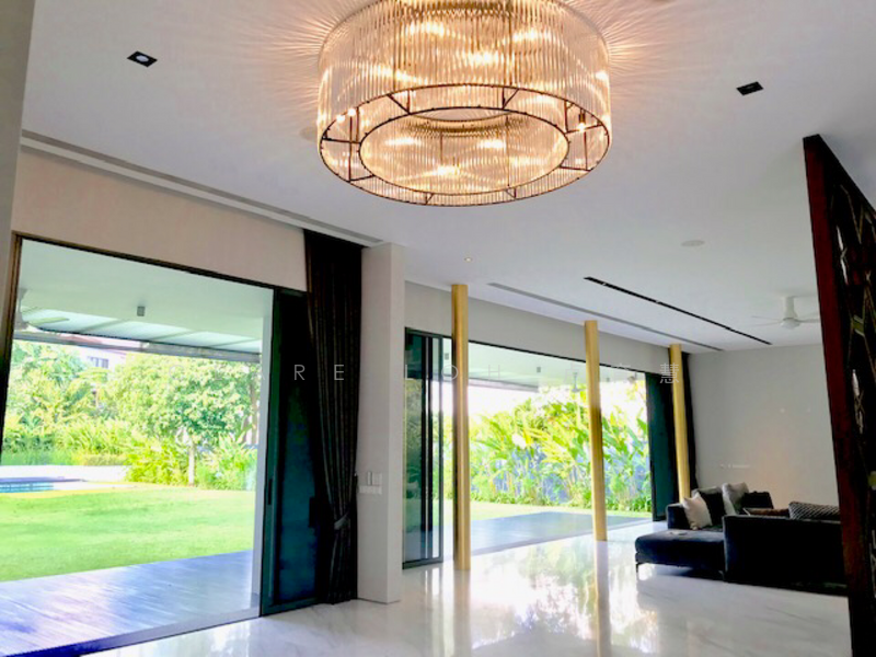 豪华时代优质洋房出租请与卢小姐联系 +6594686782. WeChat: Clareloh Modern GCB at Maryland Drive for Rent S$80,000, 8.9533345 Maryland Drive GCB with big garden, Tanglin / Holland / Bukit Timah, 6 Bedrooms, 26,000 sqft, Good Class Bungalow For Rent, by Clare Loh 卢煜婕, 19877684 - PropertyGuru.com.sg