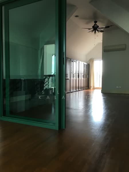 Ripley Crescent, Ripley Crescent, 5 Bedrooms, 5,500 sqft, Detached House For Rent, by Selvan Kalayai, 19882990 - 3rd level Room  - PropertyGuru.com.sg