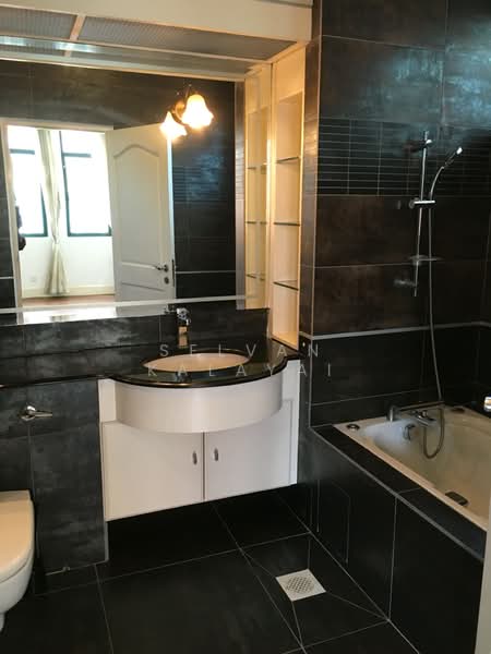 Ripley Crescent, Ripley Crescent, 5 Bedrooms, 5,500 sqft, Detached House For Rent, by Selvan Kalayai, 19882990 - PropertyGuru.com.sg