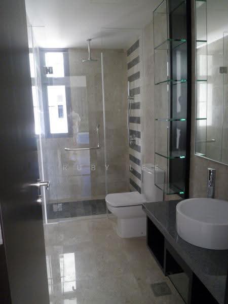 CityVista Residences, 21 Peck Hay Road, Orchard / River Valley, 3 Bedrooms, 2,121 sqft, Apartment For Rent, by Ruby Lee, 1988455 - Guest bathroom - PropertyGuru.com.sg