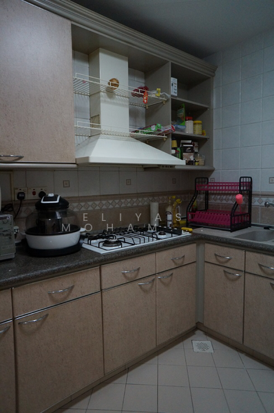 Regent Park, 26 Jalan Lempeng, 2 Bedrooms, 900 sqft, Condominium For Rent, by Eliyas Mohamed Ebrahim, 19888699 - PropertyGuru.com.sg